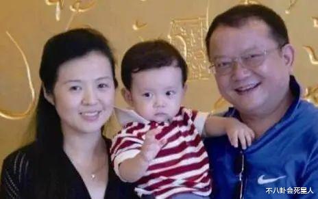 王刚|这些老艺人晚年真滋润！饮酒作乐、豪宅养老，还有人谈“父女恋”