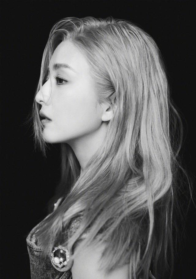 秦岚|佟丽娅的颜真的又一次让我惊艳，粉色头发狠狠辣到我了