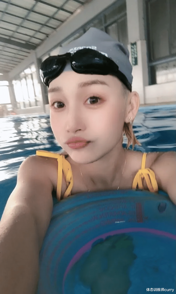 健身|闺蜜的臀更翘,怎么办?