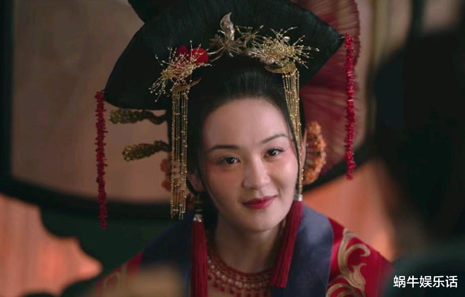 苏醒|说英雄谁是英雄：众绝色女配结局如何？雷媚不停反水，朱小腰实惨