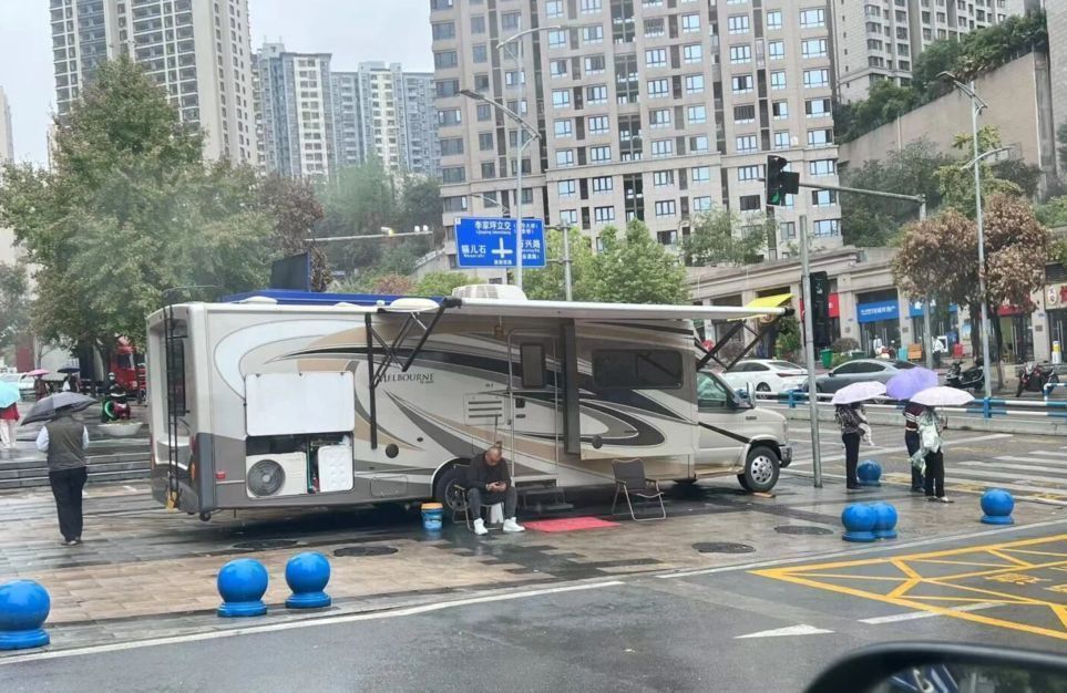 陈晓|《尘封十三载》路透,陈晓短发造型被赞帅气,搭档陈建斌演师徒