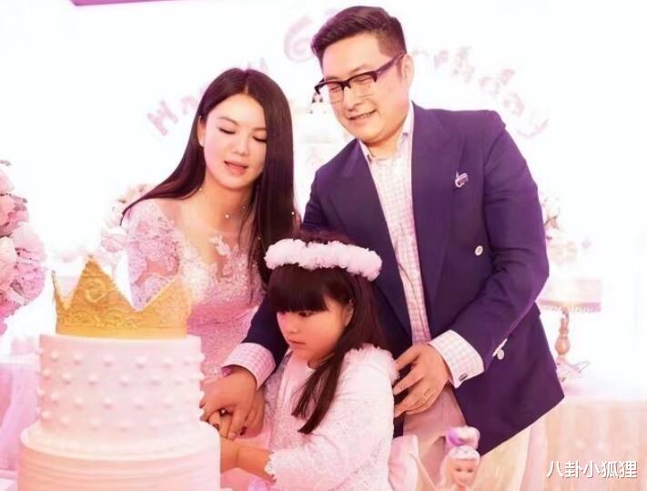 王诗龄|李湘女儿晒劳斯莱斯幻影,星空顶抢镜,网友称太奢侈王诗龄回应了