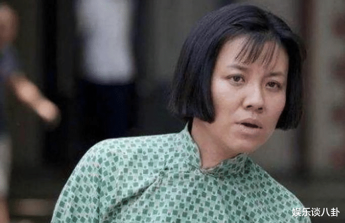 |马伊琍的雀斑，咏梅的皱纹，打了多少“少女感”明星的脸