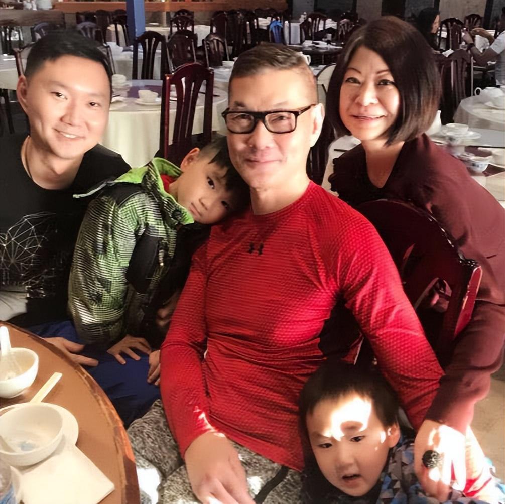 周比利|《精武英雄》演员今昔对比，山田光子发福，周比利越老越面善！