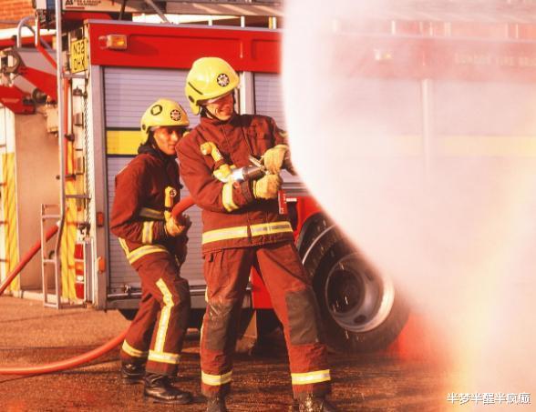 招聘|这个岗位属于“合同制”,在招聘中却备受争抢,年薪13万月休8天