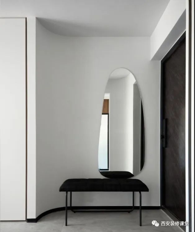 独特鞋柜设计,有些户型只能这样做