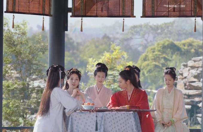 上官婧|卿卿日常：三位秀女结局，李薇三年抱俩郝葭不幸去世，上官婧幸福