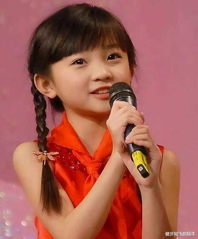 林妙可|到底谁是幸运儿？林妙可出道巅峰止步不前，一个被替换却感谢张艺谋？