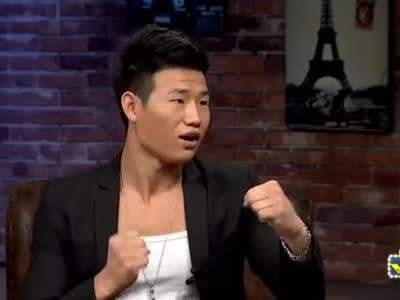 影帝|谢孟伟自曝：以前代言费500万，现在拿影帝了，代言费少于1亿不接