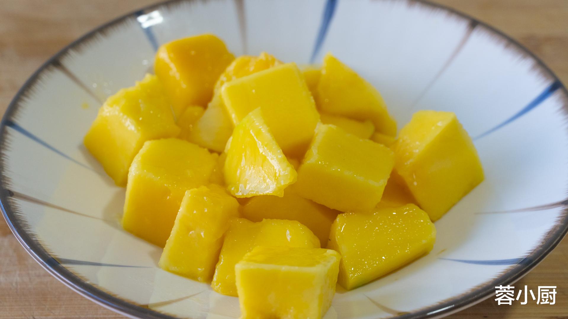 秋日进补要忌嘴,小心伤脾胃!提醒:少吃姜和桂圆,多吃6样才对