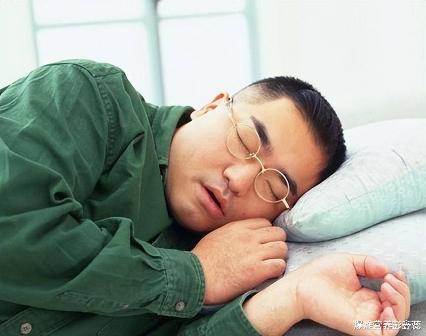 睡眠|“睡觉时老流口水”?如果经常出现,很可能是身体有5个问题