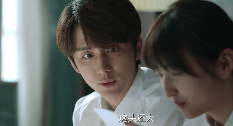 滤镜|《天才基本法》：童瑶的泪沟，张子枫的脸，这部剧的滤镜太真实