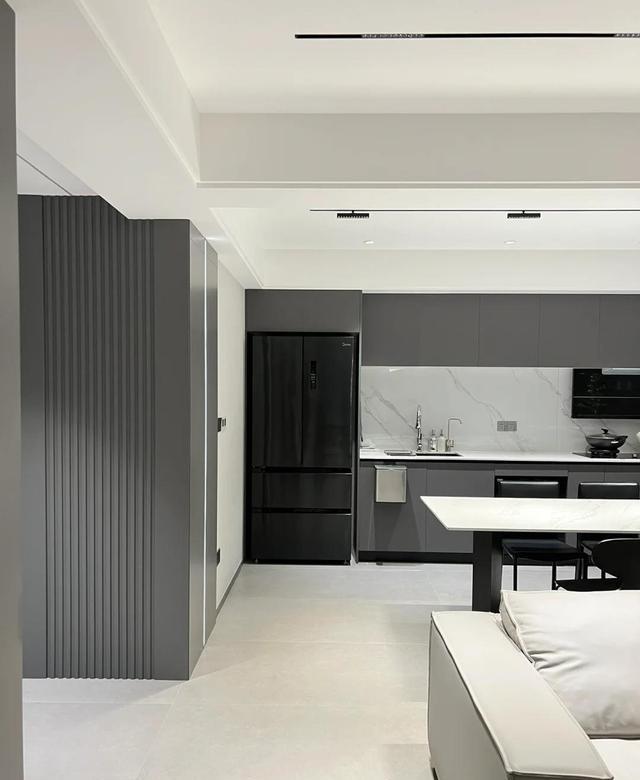 看过这套120极简装修，才明白，干净清爽对一个家真的太重要了