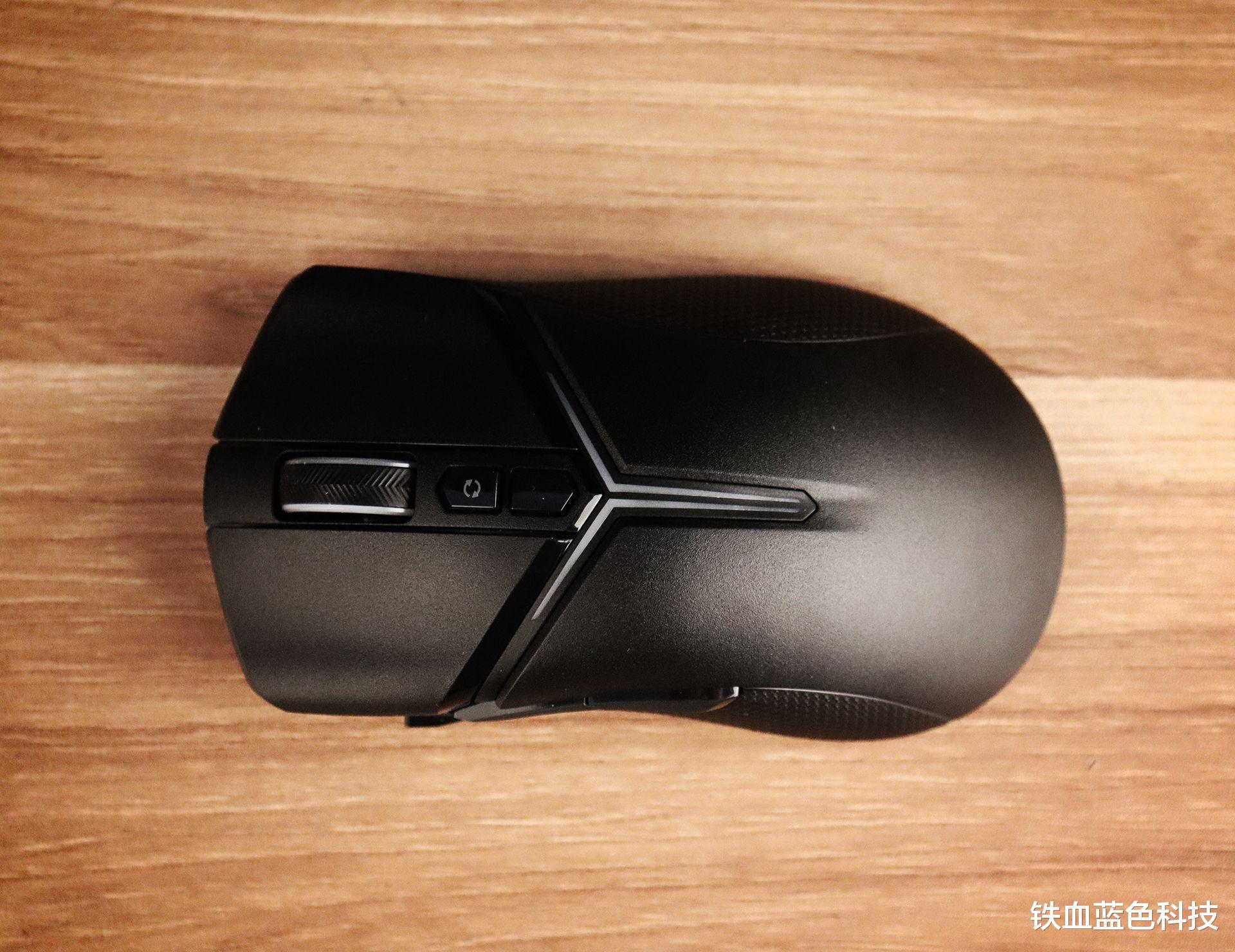 极致的外观，更强的性能-联想拯救者M7无线游戏鼠标使用体验