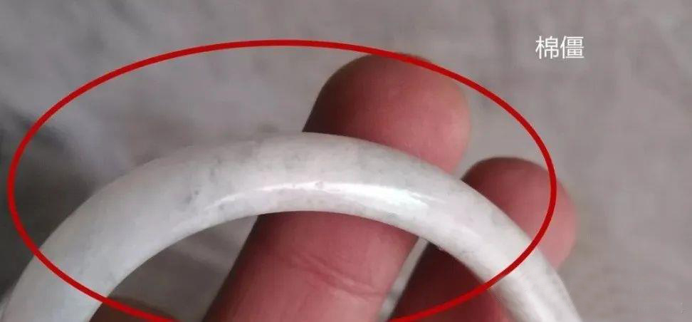 翡翠|怎么区分翡翠的裂、纹、棉？哪个对翡翠价值影响更大！