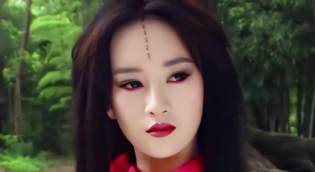 明星 好笑又心疼，明明是花容月貌的女明星，却个个都被离奇造型给坑了