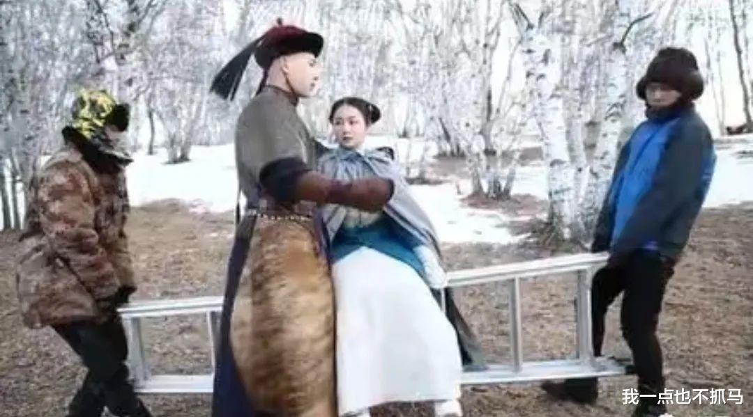 尹正|脸肿成发面馒头,国民校草怎么变样了?