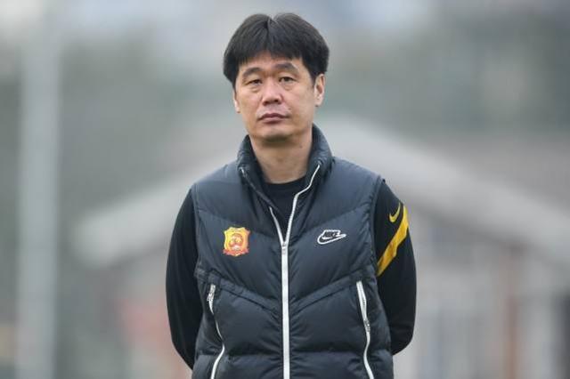 李霄鹏|54岁里皮提议足协让1人上位取代李霄鹏，球迷们等到了