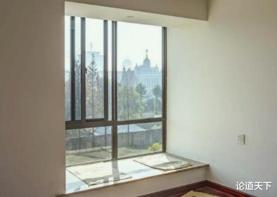 飘窗真的没有用吗?或许设计好改造一番后,会发现效果非常不错