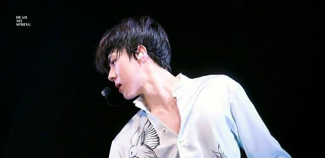 吴世勋|吴世勋正式亮相十周年，十年前青涩十年后成熟，爱豆成功转型演员