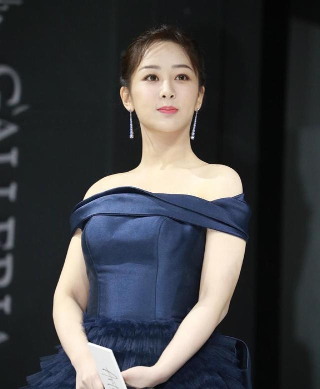 杨紫|杨紫演技真的坍塌了？粉丝连发5条建议规劝，句句扎心让人感动