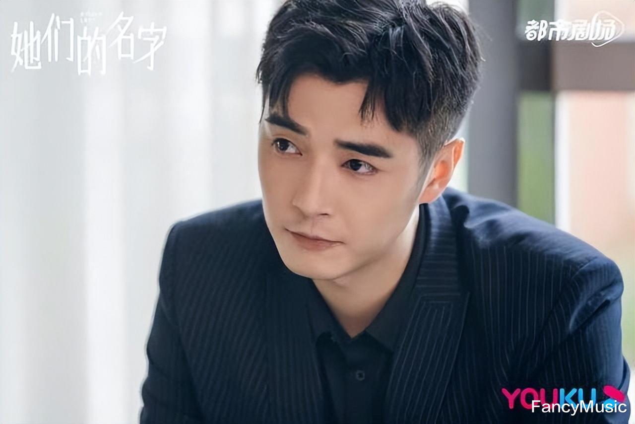 秦海璐|《她们的名字》收视破1,秦海璐上演职场大戏,女性职场爽文来了