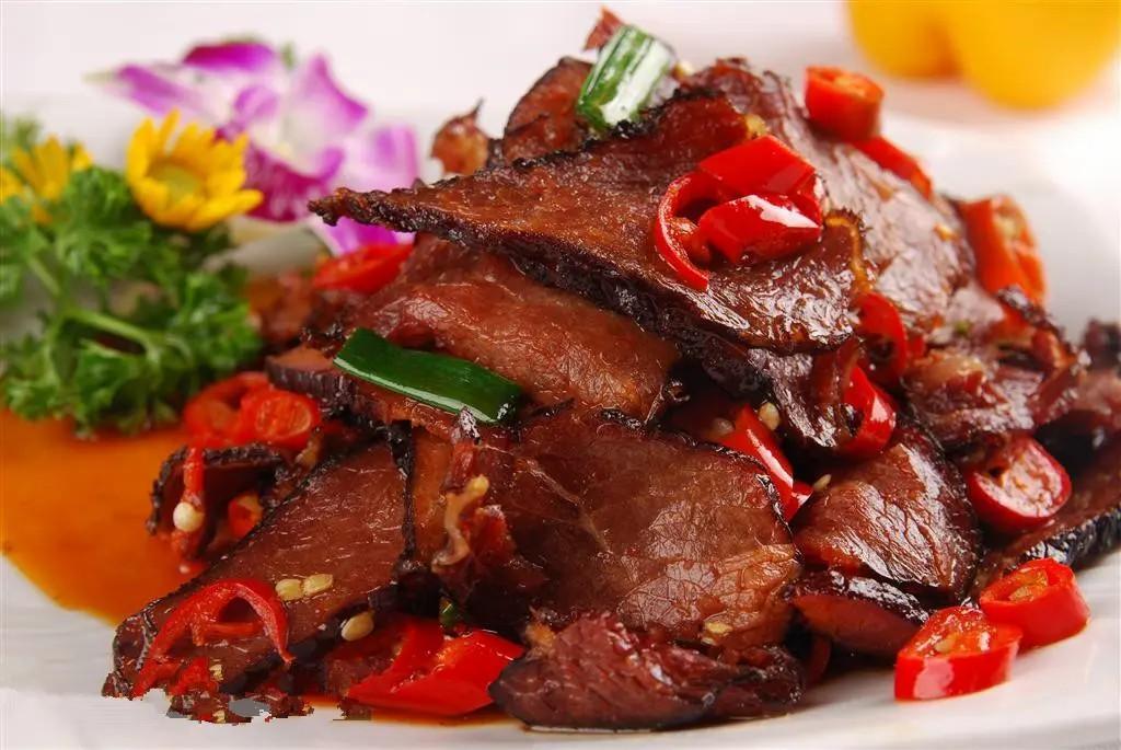 八宝饭|教你营养解馋的小炒腊牛肉,爽口美味超下饭,孩子们特喜欢