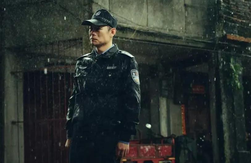 李健|李健：娶中学初恋女友，出道多年不温不火，42岁靠《狂飙》走红