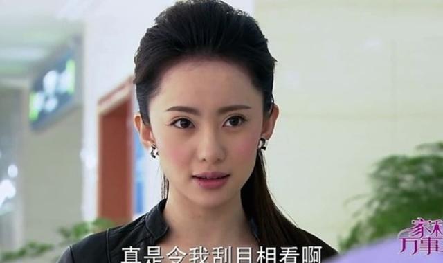 董洁|7位女星的20岁VS30岁：苗乙乙车祸面瘫，董洁面部有法令纹