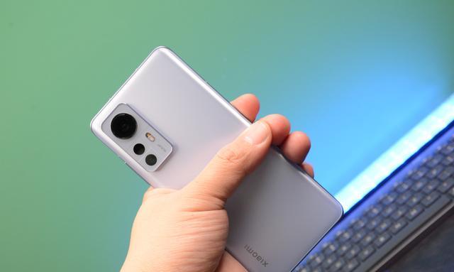 华为|击败华为,小米荣登安兔兔好评榜亚军,骁龙870口碑爆棚!