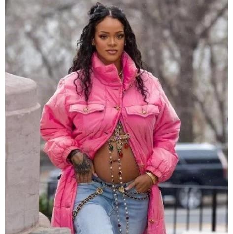 孙艺珍|惊！纽约4℃天气下 女星光着孕肚！