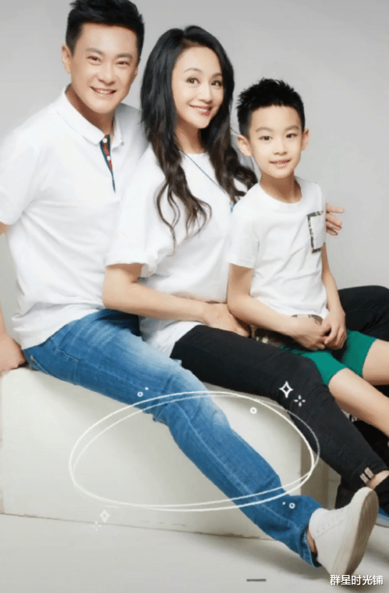 曹颖|曹颖：为演员梦离开央视，当红下嫁“小”演员，一把好牌打烂了？