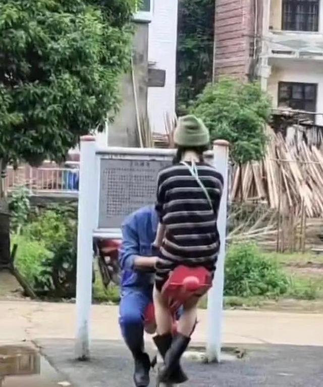 毛骗|《花少4》最新路透曝光，杨幂韩东君上演浪漫剧情，6岁鸿沟不好跨