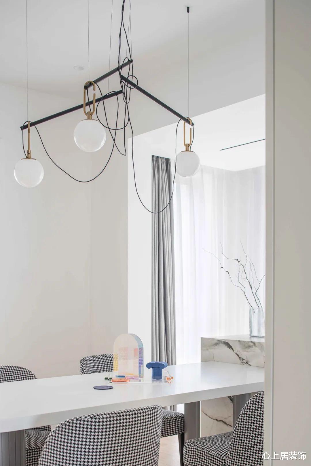 286㎡现代丨向往自由优雅的蓝调空间