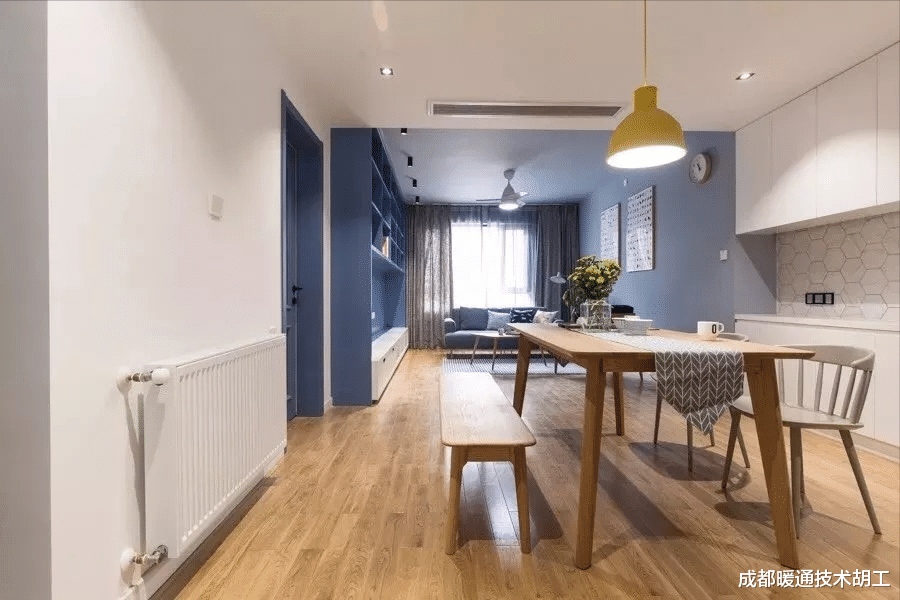 暖气片不热莫着急,供暖初期做检查,供暖中期常观察,轻松搞定