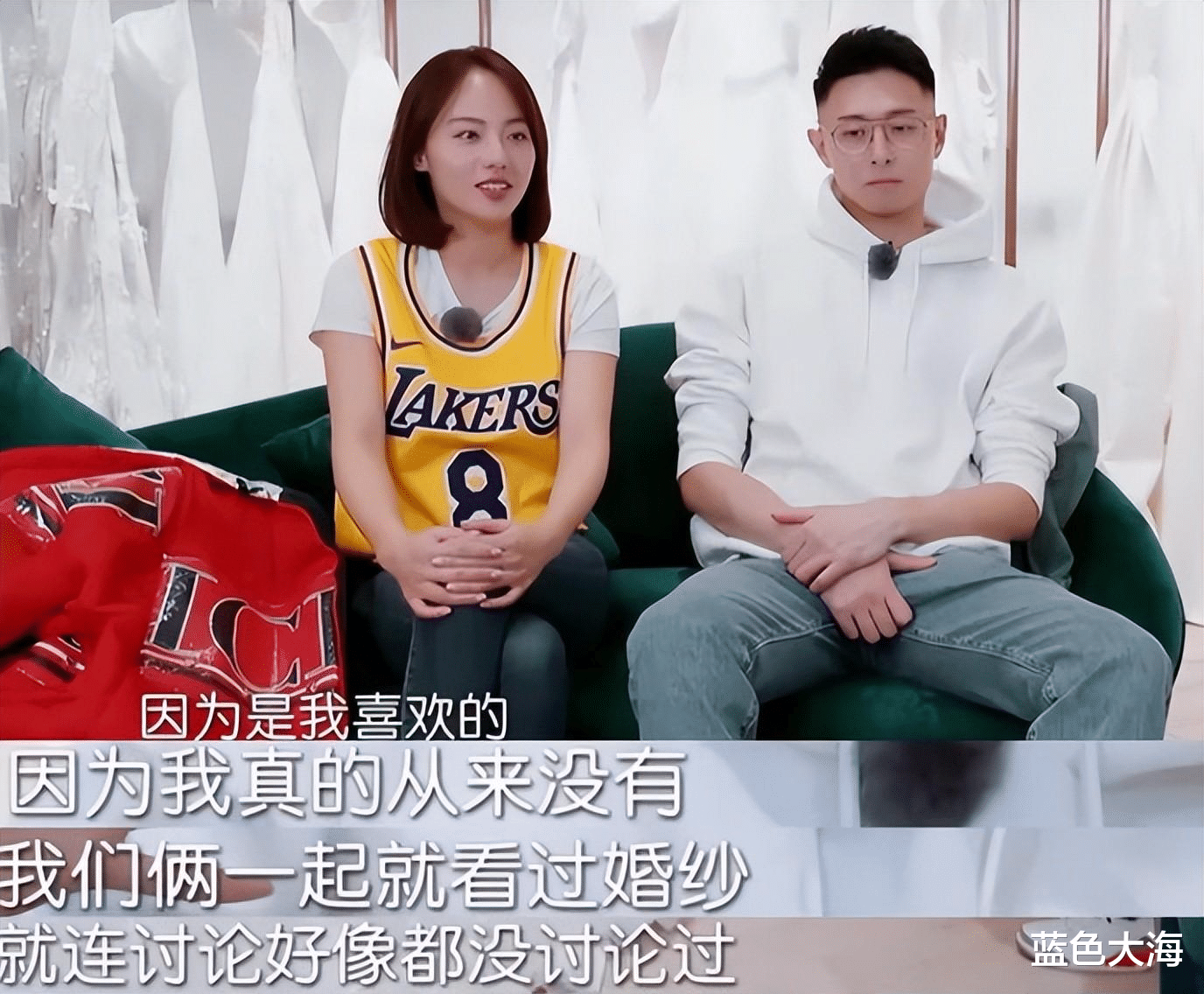 张嘉倪|张嘉倪下凡记：从总裁娇妻到被传净身出户，她终究是错付了