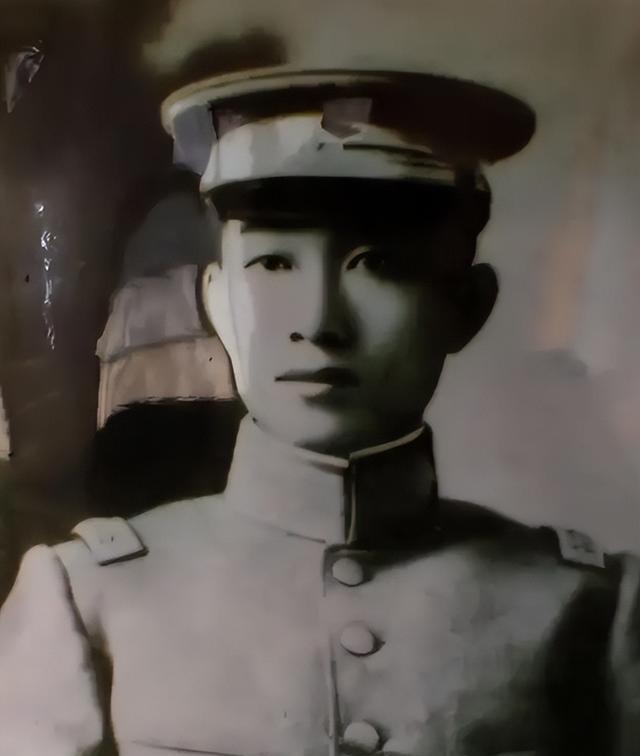 小凤仙|蔡锷去世后，小凤仙隐姓埋名嫁锅炉工，为给继女找工作找到梅兰芳