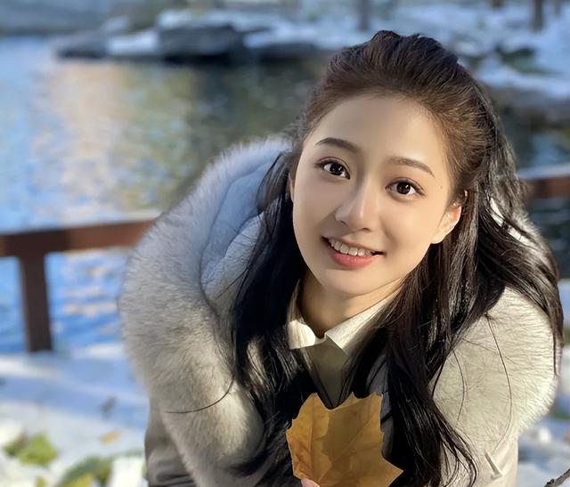 校花|中传学霸校花冯琳，自曝度过迷茫期细节，难怪如今发展得这么好