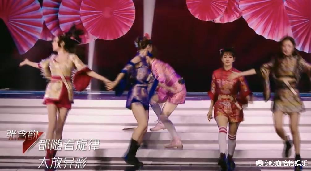 黄奕|黄奕在舞台上的失误,暴露了“过气艺人”当下最真实的处境!