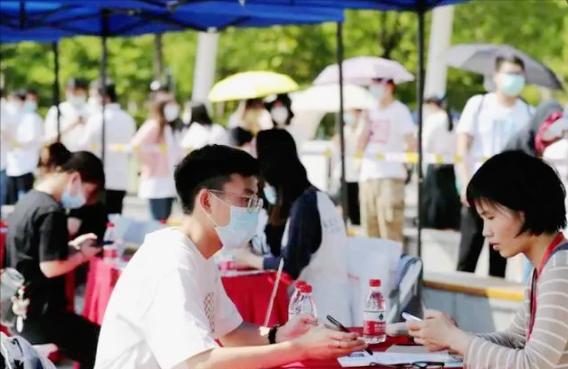 求职|大数据告诉我,考上本科已经超过很多人,可找工作为何还那么难