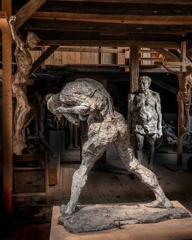 |wolfgang Eckert ?雕塑是凹与凸的艺术