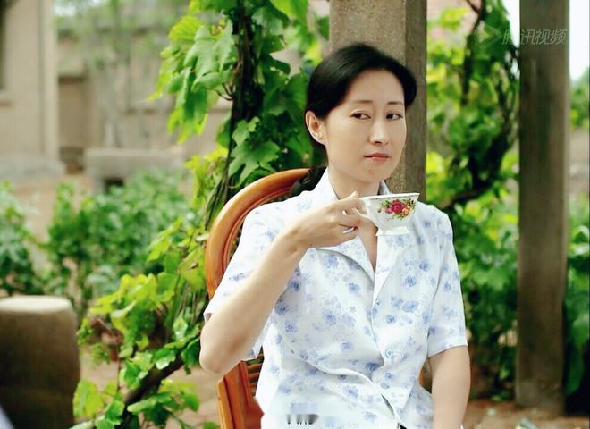 郭德纲|被“过度赞誉而不自知”的演员，看似演技很牛，实则滥竽充数