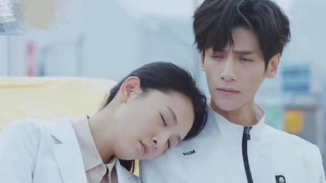 追光者|《追光者》人生无常，但学着长大才是更好的做生活的追光者！