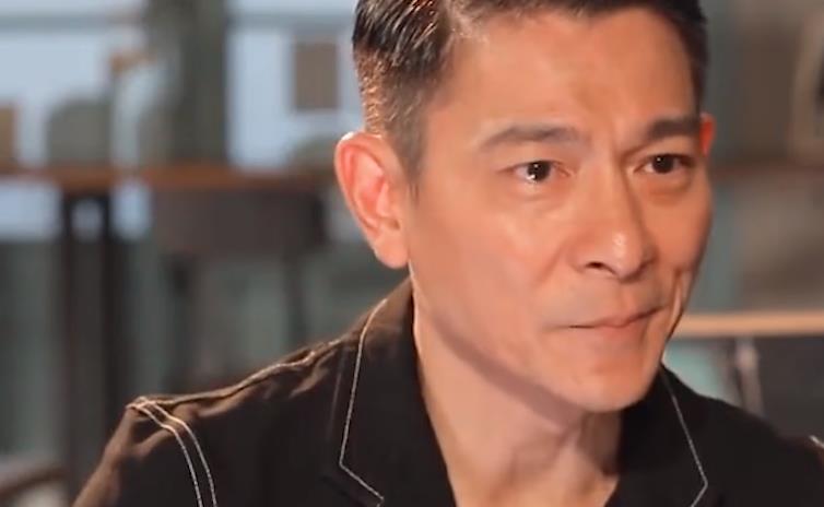 杨超越|哭都不会哭,还当什么演员?