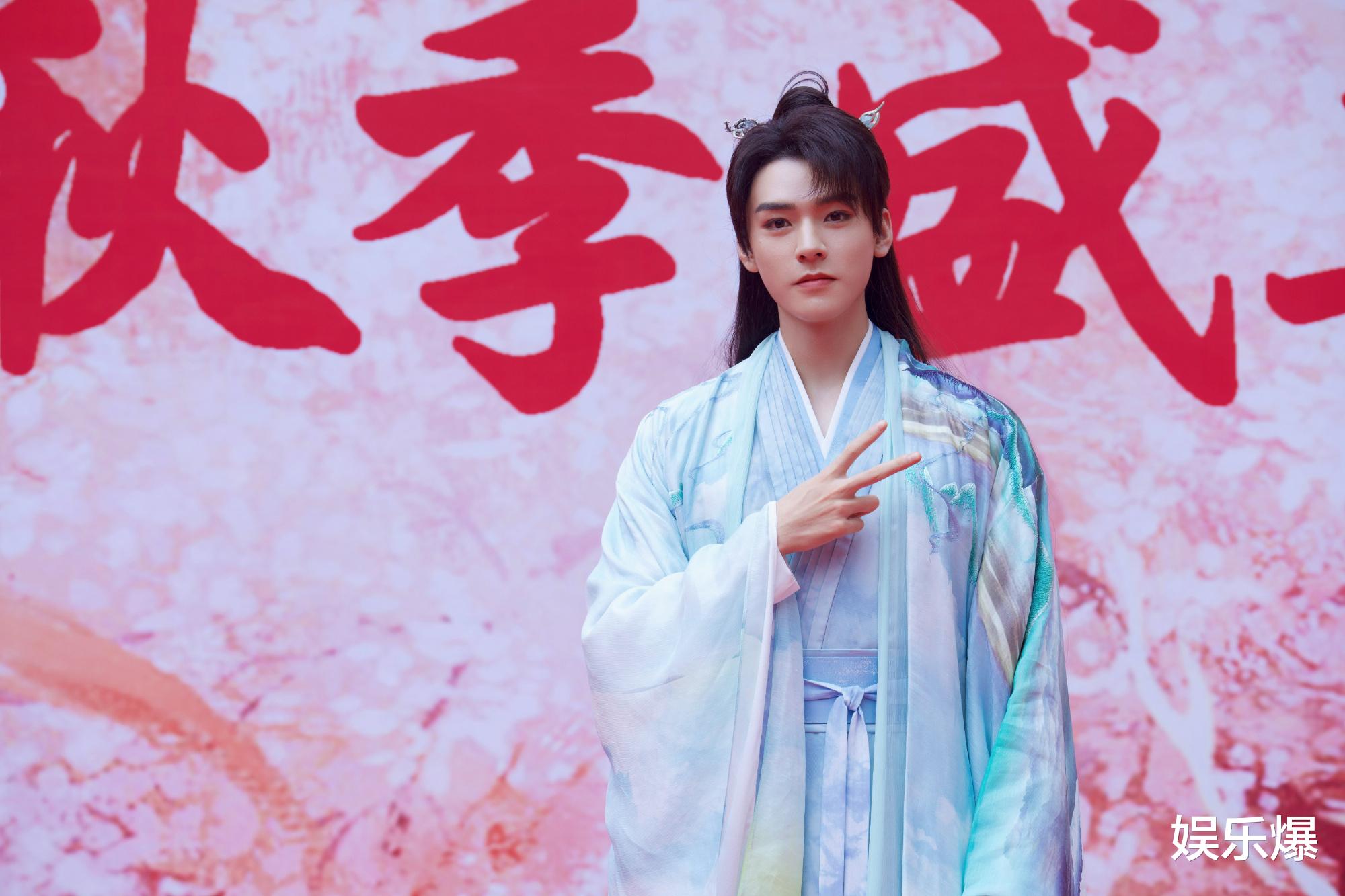 龚俊|《狐妖小红娘》阵容官宣,杨幂龚俊造型引关注,配角全员帅哥美女