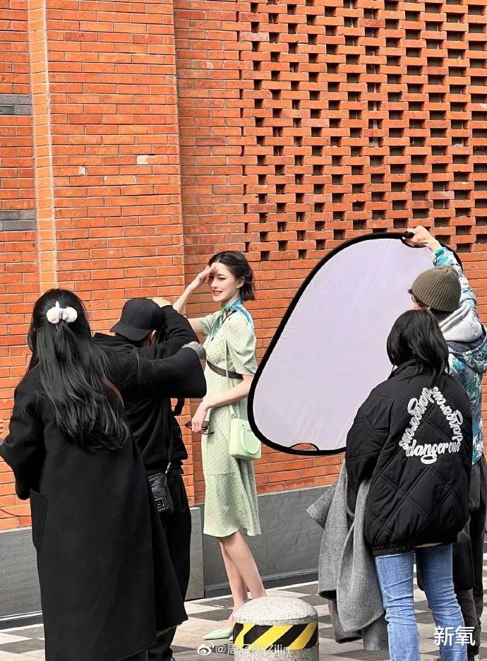 |无性别差攻击的美少女，不如自己和自己结婚吧？