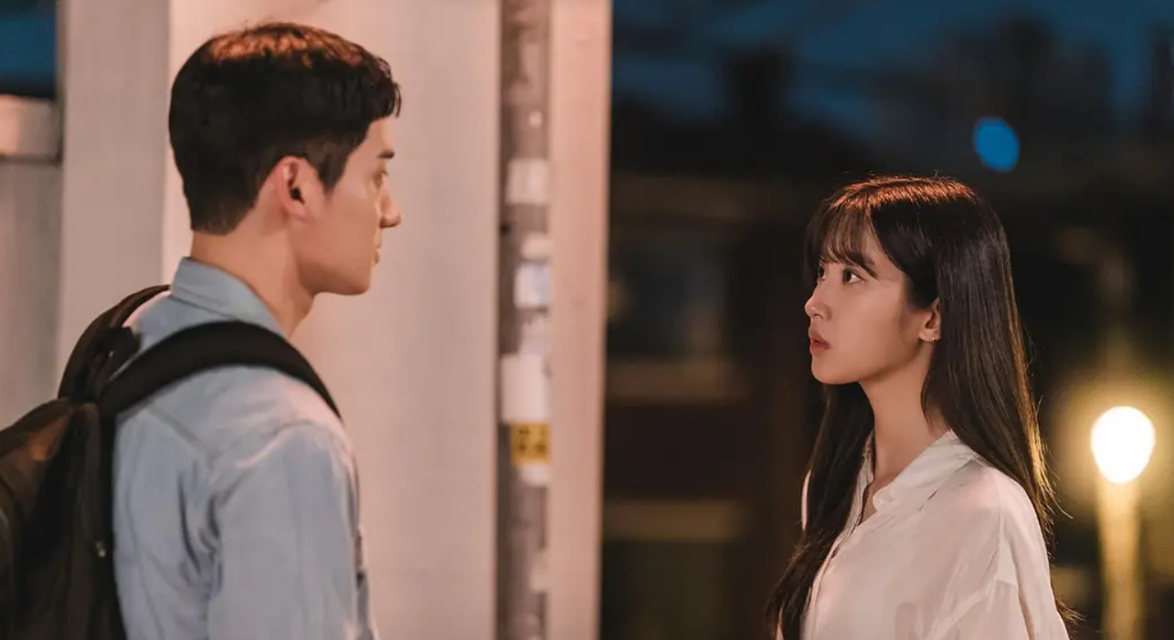 韩剧|久违的纯爱韩剧，热度仅次于《黑暗荣耀》，六人爱情大混战长见识