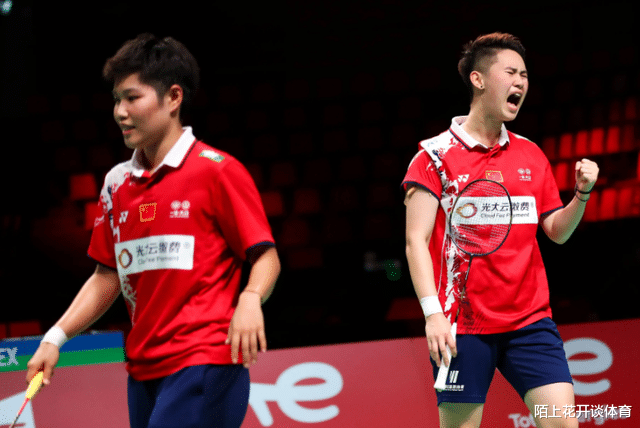 黄东萍|东哥尤伯杯首秀！黄东萍李汶妹轻取对手，中国队4-0中国台北！