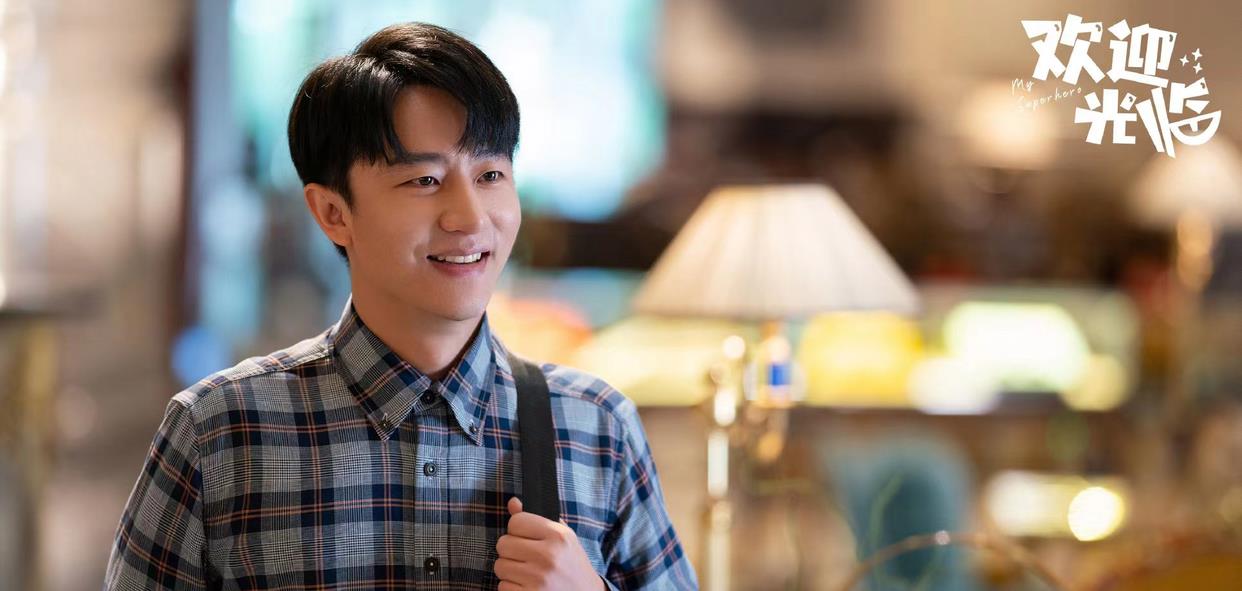 白百何|37岁的黄轩演门童被夸，38岁的白百何演空姐为何骂声一片？