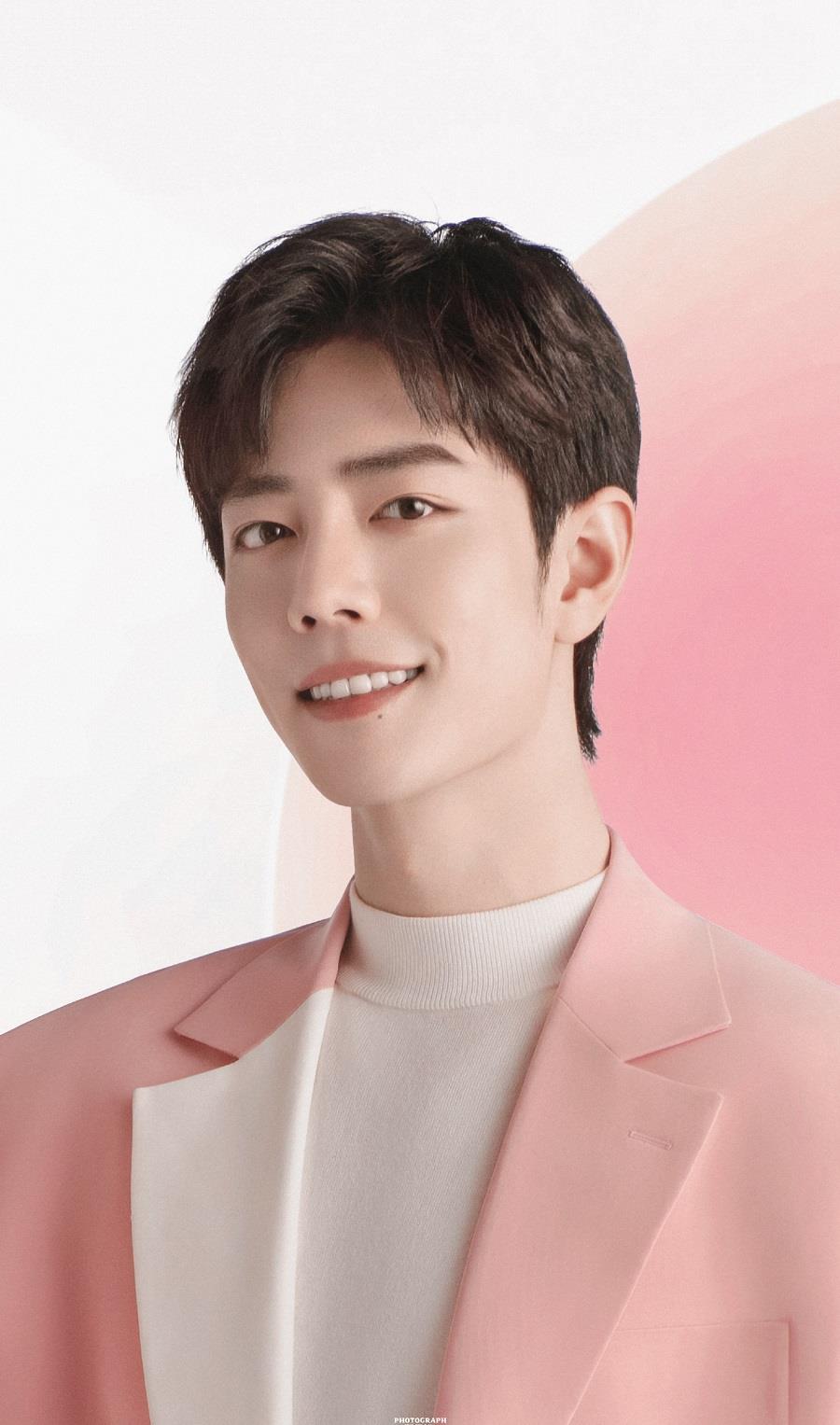 紫薯 肖战彩妆代言“被安排”，新剧未杀青就领到新角色，资源太过密集